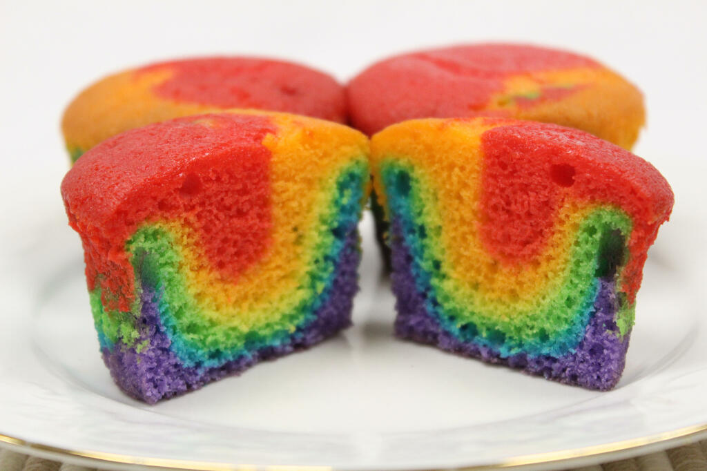 Rainbow cupcakes | Freezer to Shelf | Save labor costs today