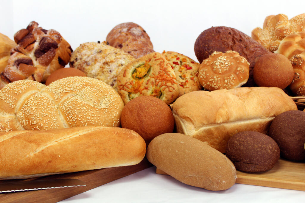 Traditional Breads and Buns Nutritional Label Information Gregorys foods